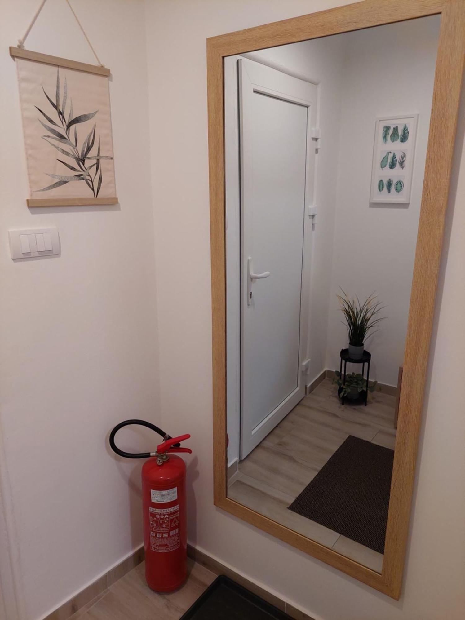 Street Apartment سوبوتيتْسا المظهر الخارجي الصورة